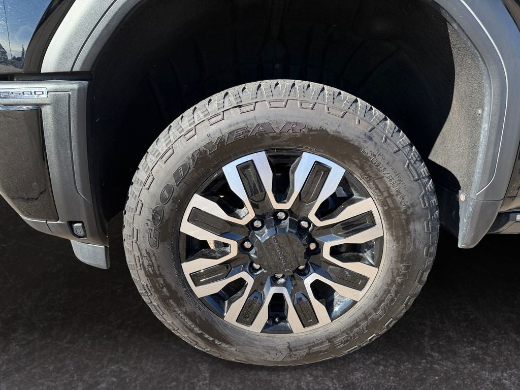 2025 GMC Sierra 3500 HD Denali Ultimate