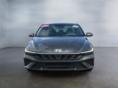 2024 Hyundai Elantra SE