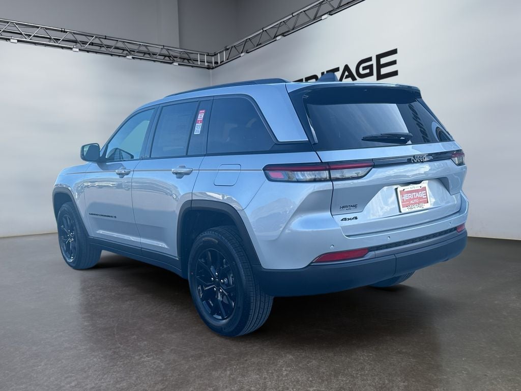 2026 Jeep Grand Cherokee GRAND CHEROKEE LAREDO ALTITUDE 4X4