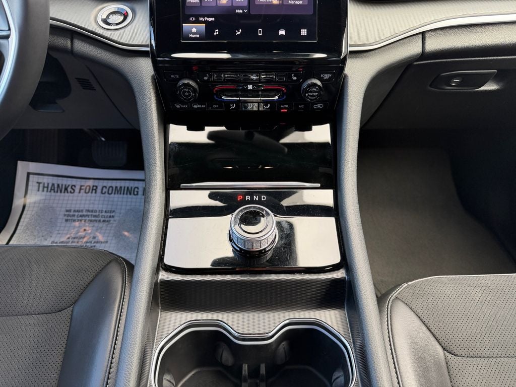 2024 Jeep Grand Cherokee L Altitude 4x4