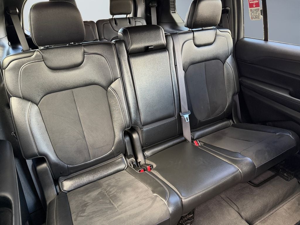 2024 Jeep Grand Cherokee L Altitude 4x4