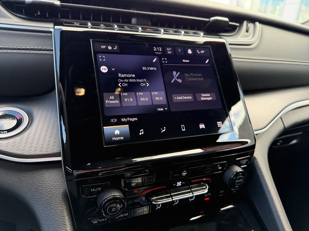 2024 Jeep Grand Cherokee L Altitude 4x4