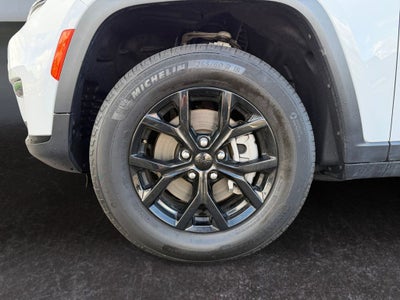 2024 Jeep Grand Cherokee L Altitude 4x4