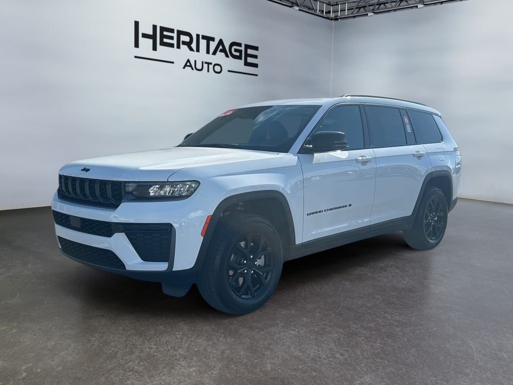 2026 Jeep Grand Cherokee L Laredo Altitude 4x4's photo