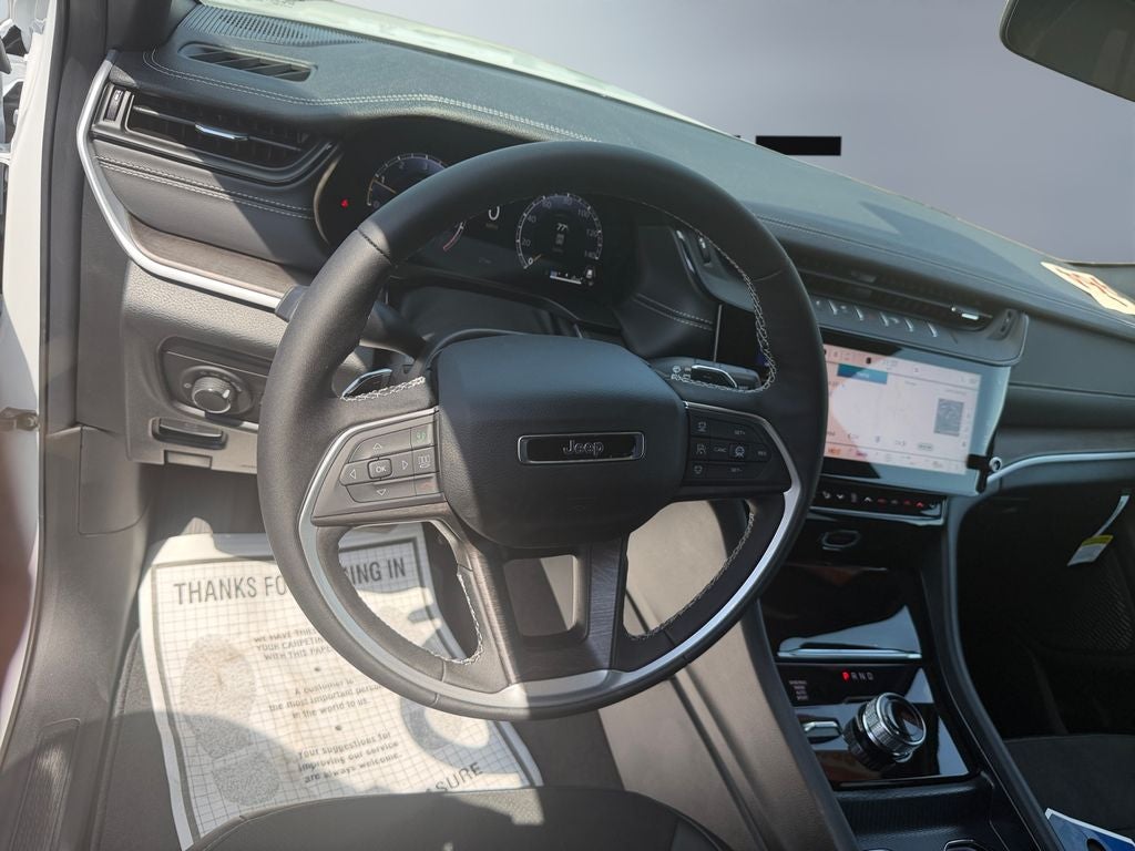 2026 Jeep Grand Cherokee GRAND CHEROKEE L LAREDO ALTITUDE 4X4