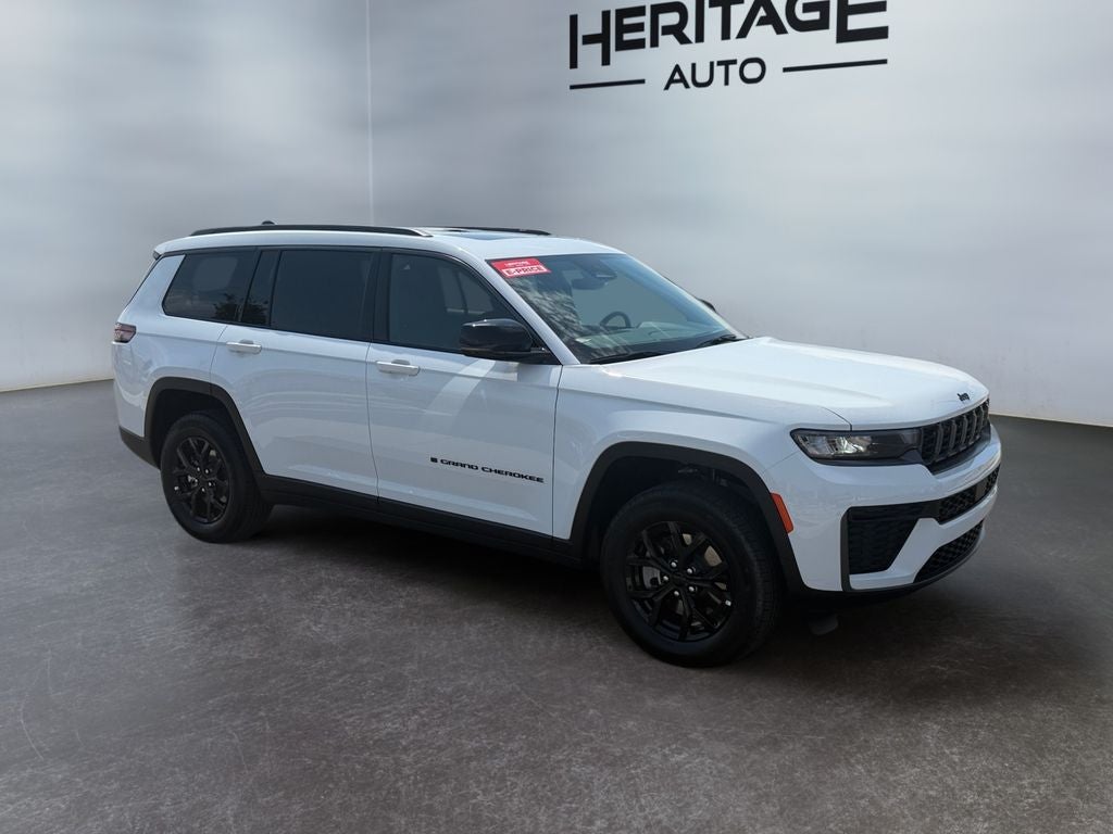 2026 Jeep Grand Cherokee GRAND CHEROKEE L LAREDO ALTITUDE 4X4