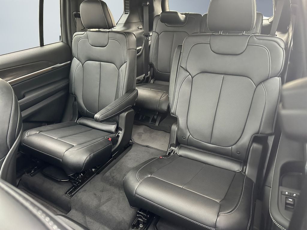 2026 Jeep Grand Cherokee GRAND CHEROKEE L LIMITED RESERVE 4X4