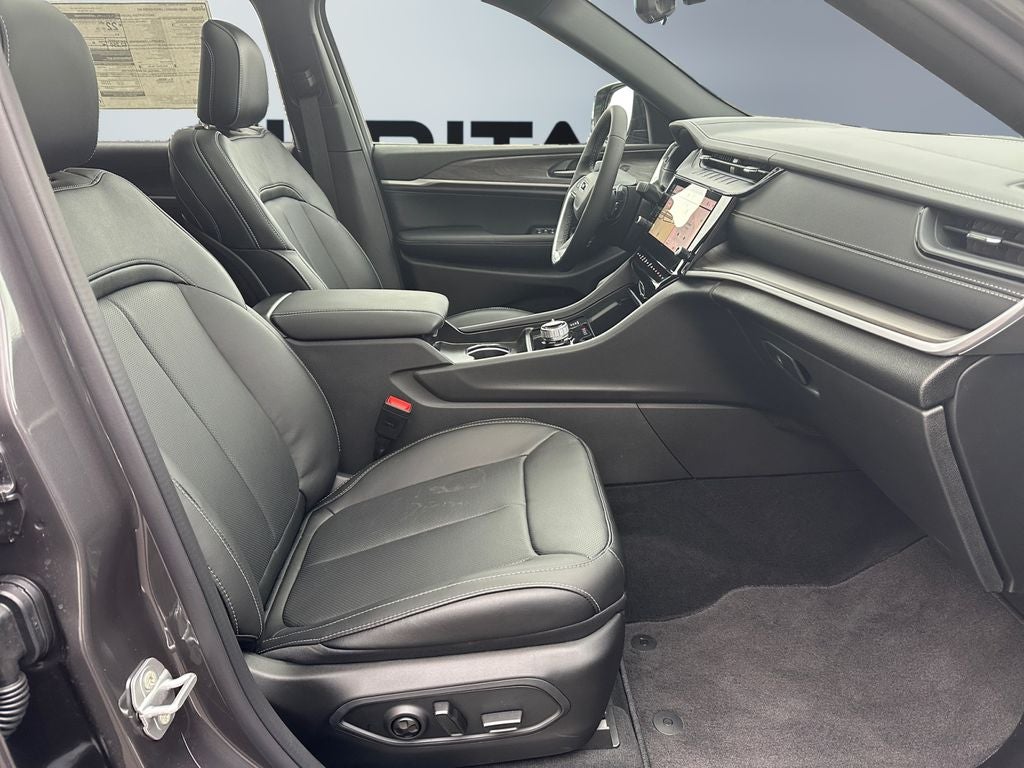 2026 Jeep Grand Cherokee GRAND CHEROKEE L LIMITED RESERVE 4X4