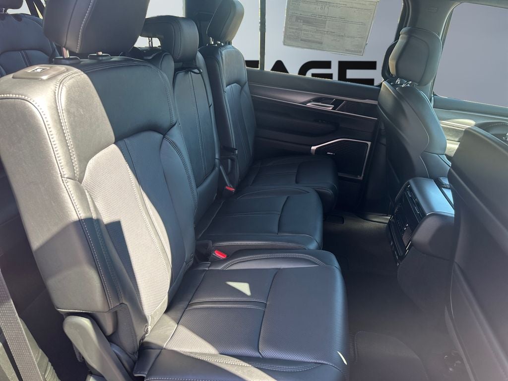 2026 Jeep Grand Wagoneer GRAND WAGONEER L LIMITED ALTITUDE 4X4