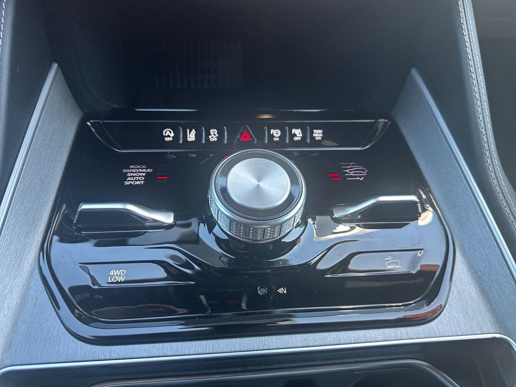 2026 Jeep Grand Wagoneer GRAND WAGONEER UPLAND 4X4