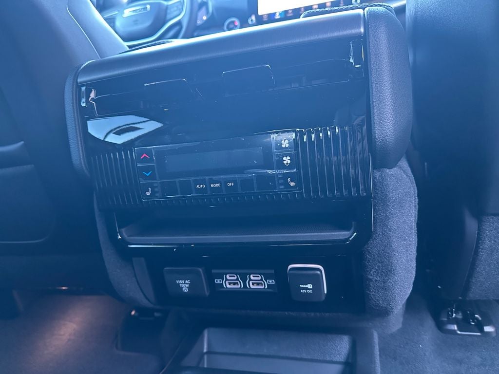 2026 Jeep Grand Wagoneer GRAND WAGONEER LIMITED ALTITUDE 4X4