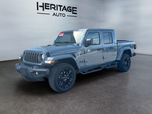 2025 Jeep Gladiator Nighthawk
