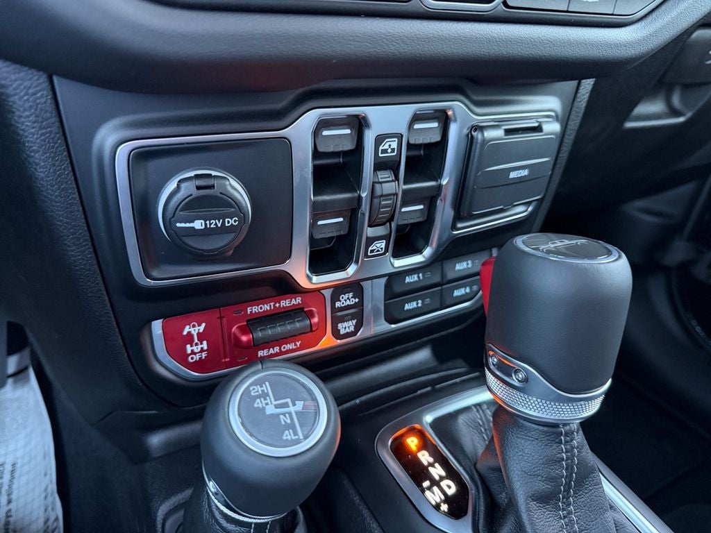 2025 Jeep Gladiator GLADIATOR RUBICON 4X4