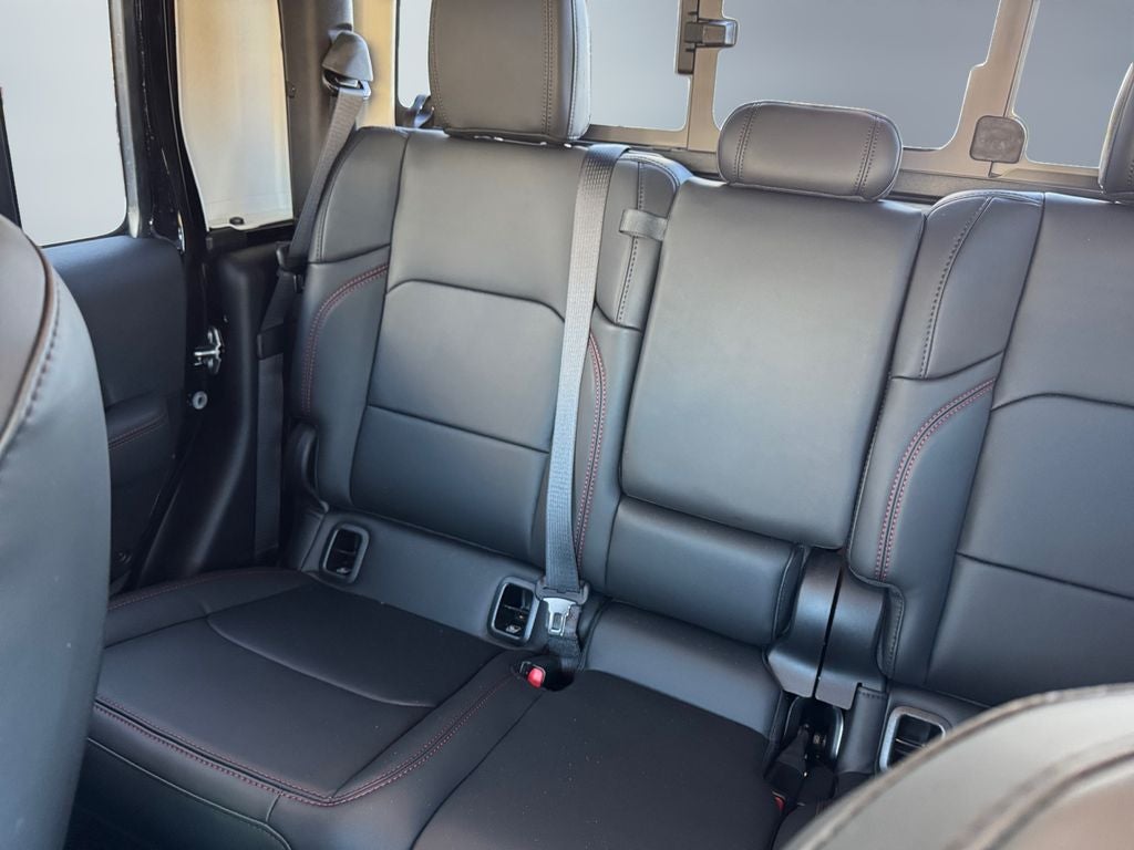 2025 Jeep Gladiator GLADIATOR RUBICON 4X4