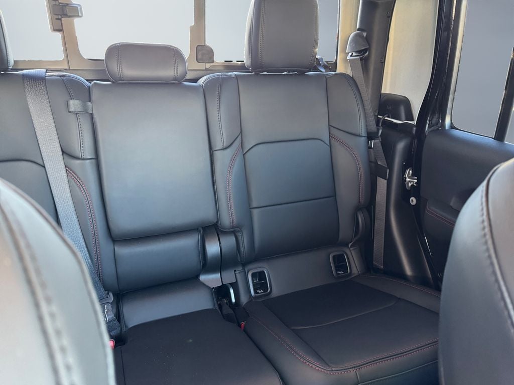 2025 Jeep Gladiator GLADIATOR RUBICON 4X4