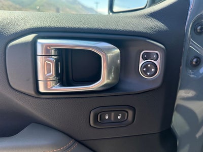 2026 Jeep Gladiator GLADIATOR MOJAVE X 4X4