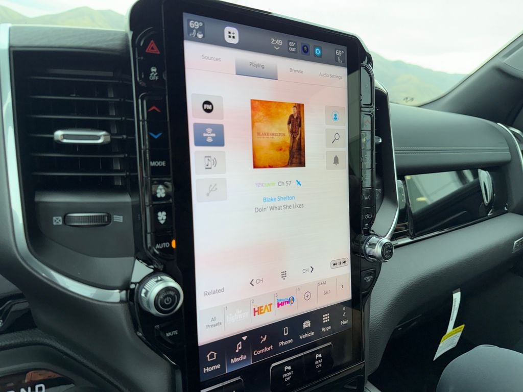 2026 RAM Ram 1500 RAM 1500 LARAMIE CREW CAB 4X4 5'7' BOX