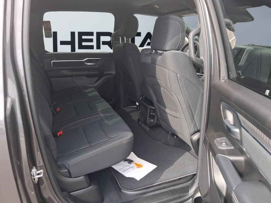 2026 RAM 1500 RAM 1500 BIG HORN CREW CAB 4X4 6'4' BOX