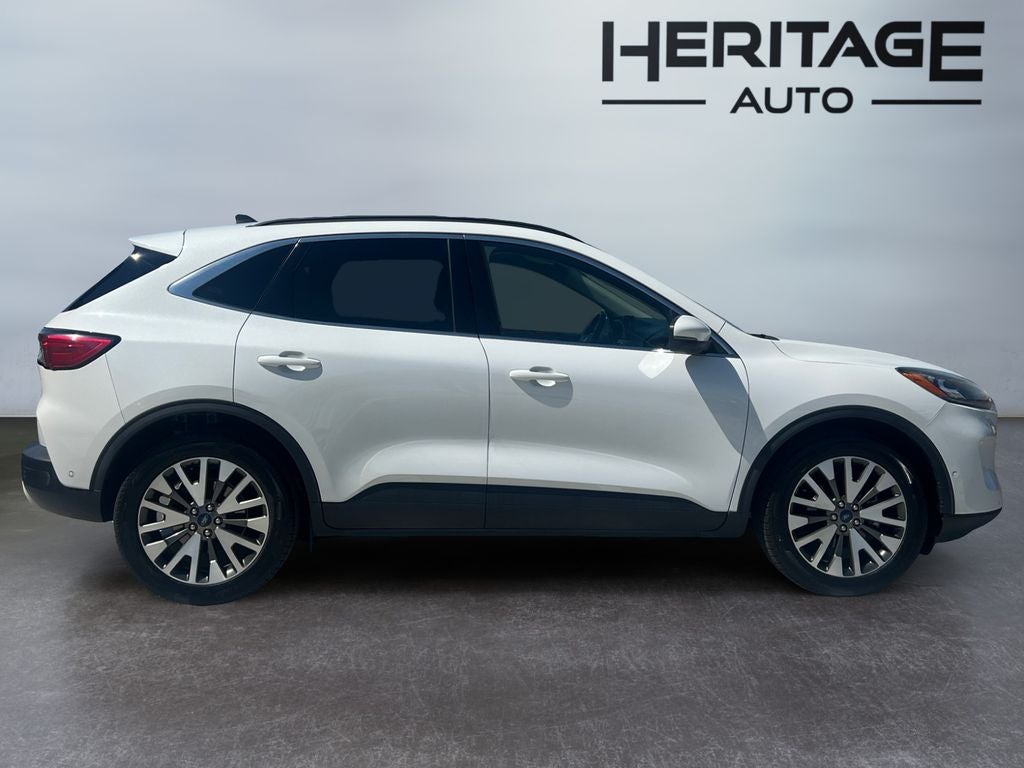 2020 Ford Escape Titanium