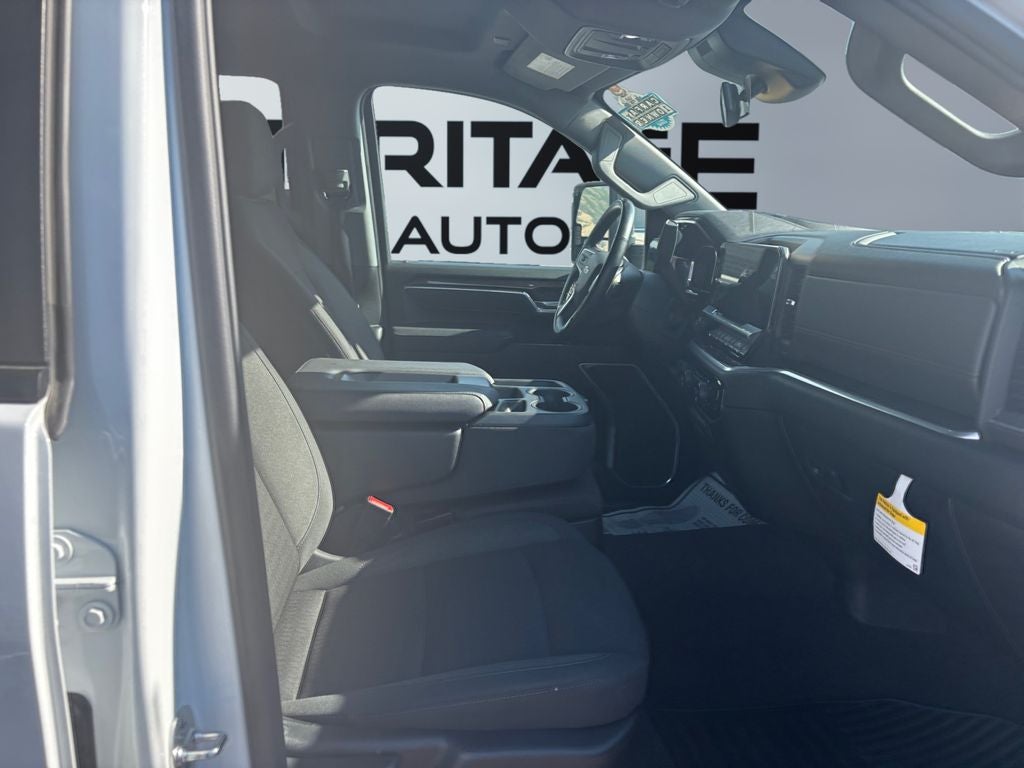 2026 Chevrolet Silverado 3500 HD Chassis LT