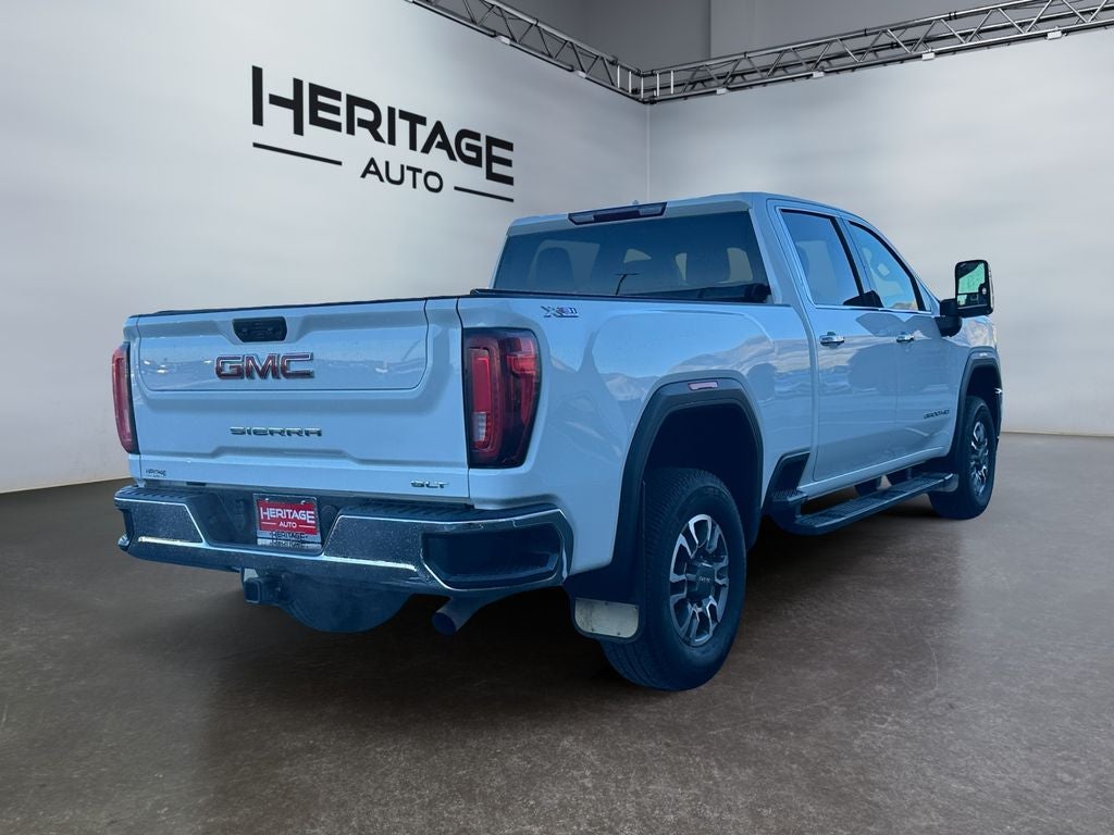 2022 GMC Sierra 3500HD 4WD Crew Cab Standard Bed SLT