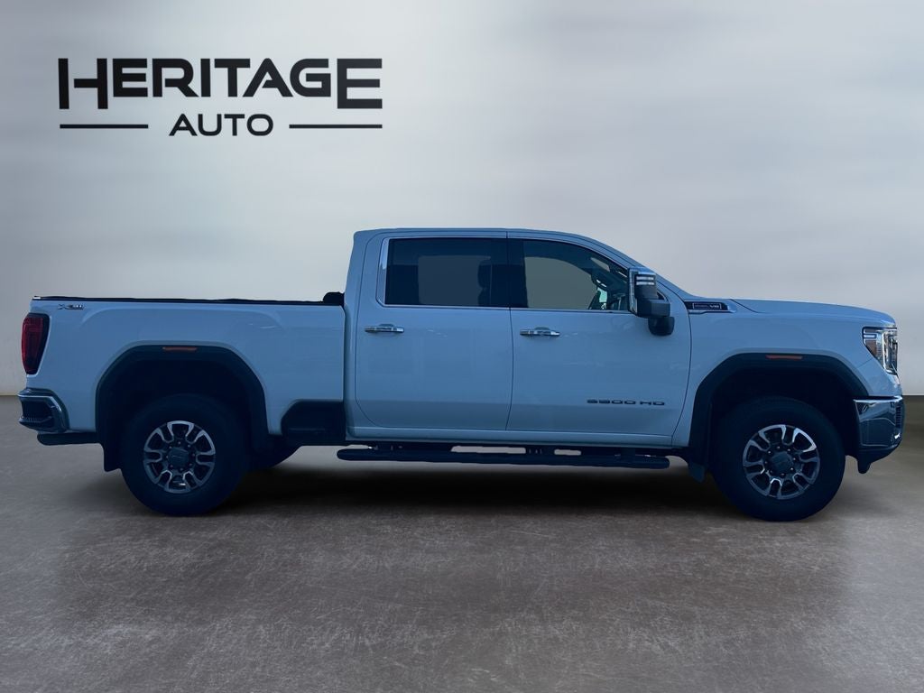2022 GMC Sierra 3500HD 4WD Crew Cab Standard Bed SLT
