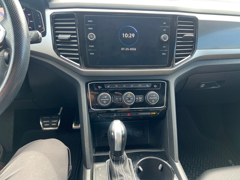 2022 Volkswagen Atlas Cross Sport 3.6L V6 SEL R-Line