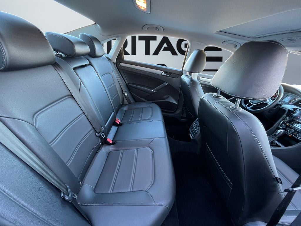 2022 Volkswagen Passat 2.0T SE