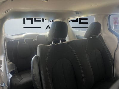 2021 Chrysler Voyager L