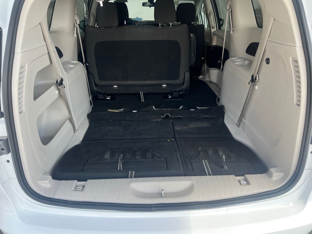 2021 Chrysler Voyager L