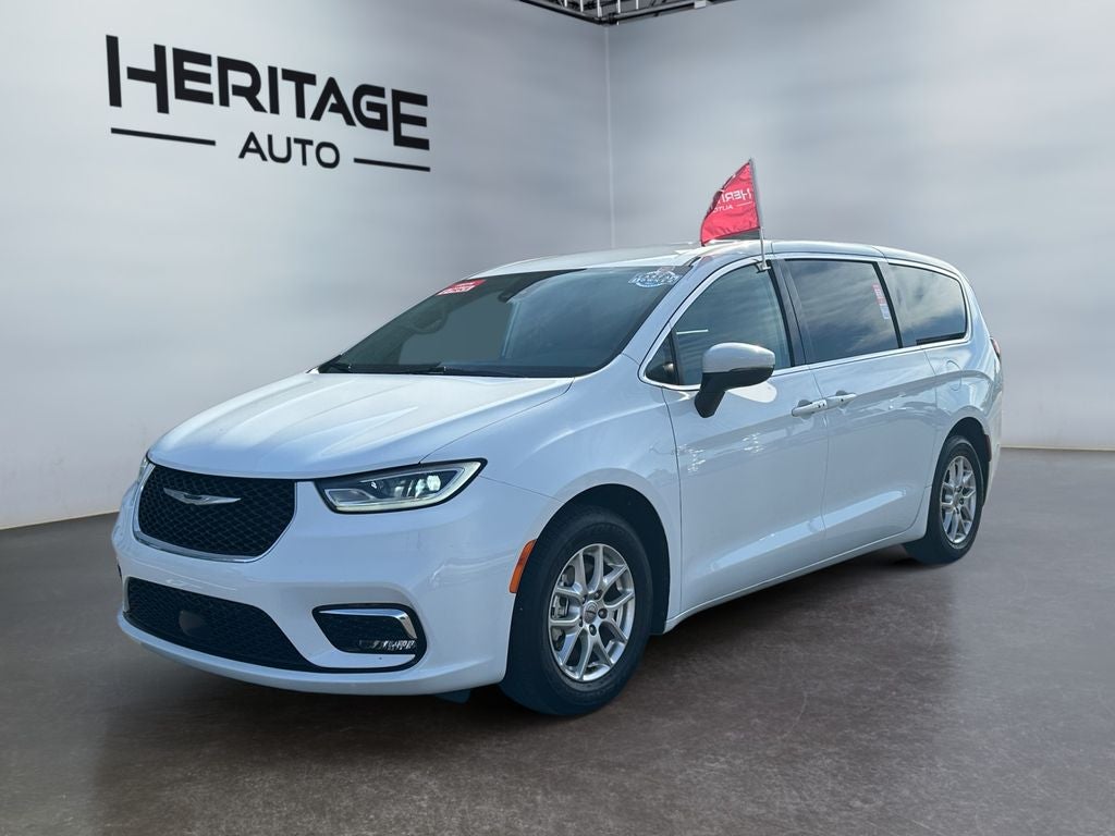 2023 Chrysler Pacifica Touring L