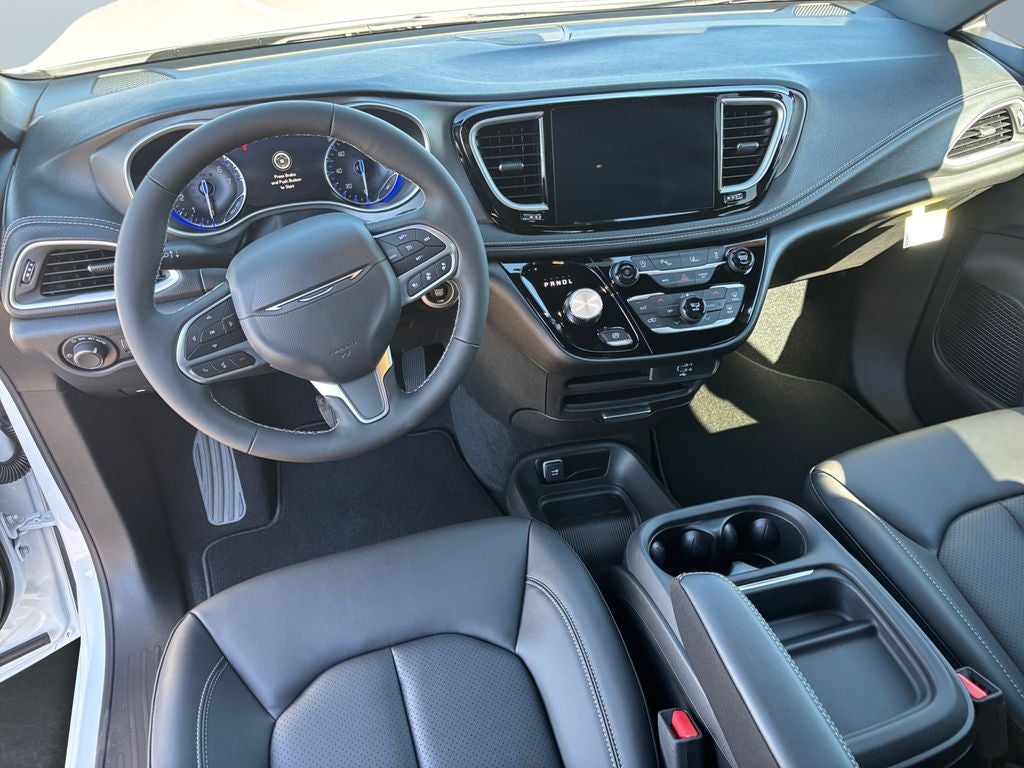 2027 Chrysler Pacifica PACIFICA SELECT AWD