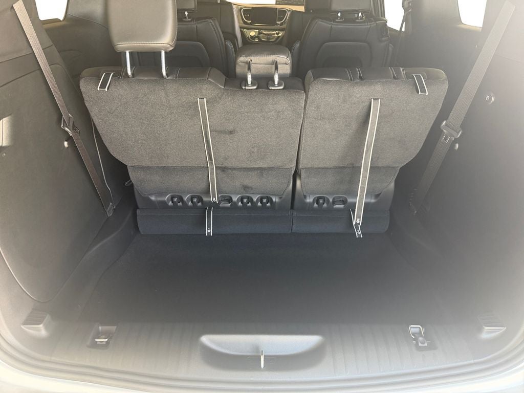 2027 Chrysler Pacifica PACIFICA SELECT AWD
