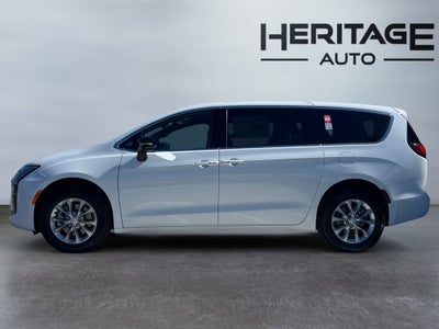 2027 Chrysler Pacifica PACIFICA SELECT AWD