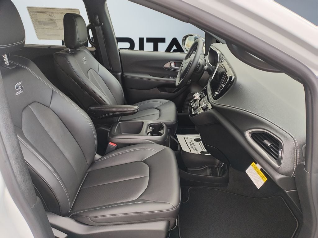 2026 Chrysler Pacifica PACIFICA SELECT AWD