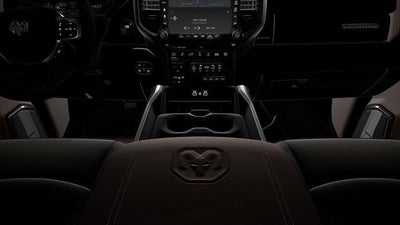 2027 RAM 3500 RAM 3500 LARAMIE CREW CAB 4X4 8' BOX