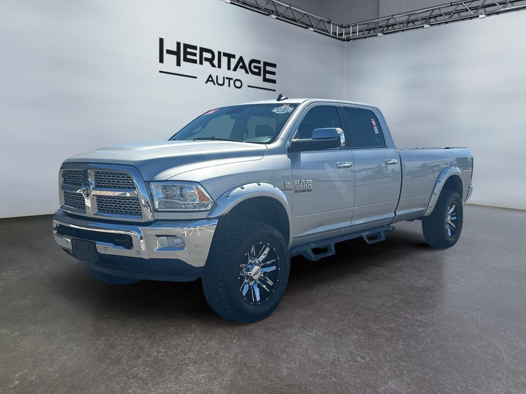 2018 RAM 3500 Laramie Crew Cab 4x4 8' Box