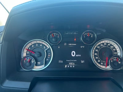 2018 RAM 3500 Laramie Crew Cab 4x4 8' Box