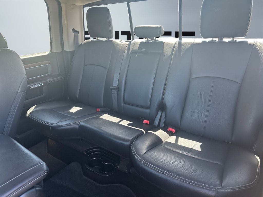 2018 RAM 3500 Laramie Crew Cab 4x4 8' Box