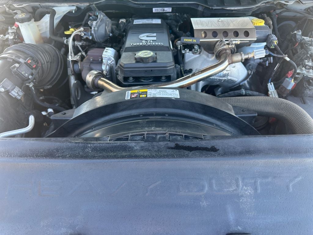 2018 RAM 3500 Laramie Crew Cab 4x4 8' Box