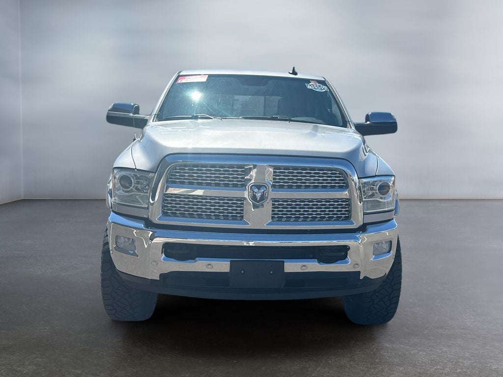 2018 RAM 3500 Laramie Crew Cab 4x4 8' Box