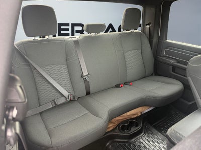 2026 RAM Ram 5500 Chassis Cab RAM 5500 BIG HORN CHASSIS CREW CAB 4X4 84' CA