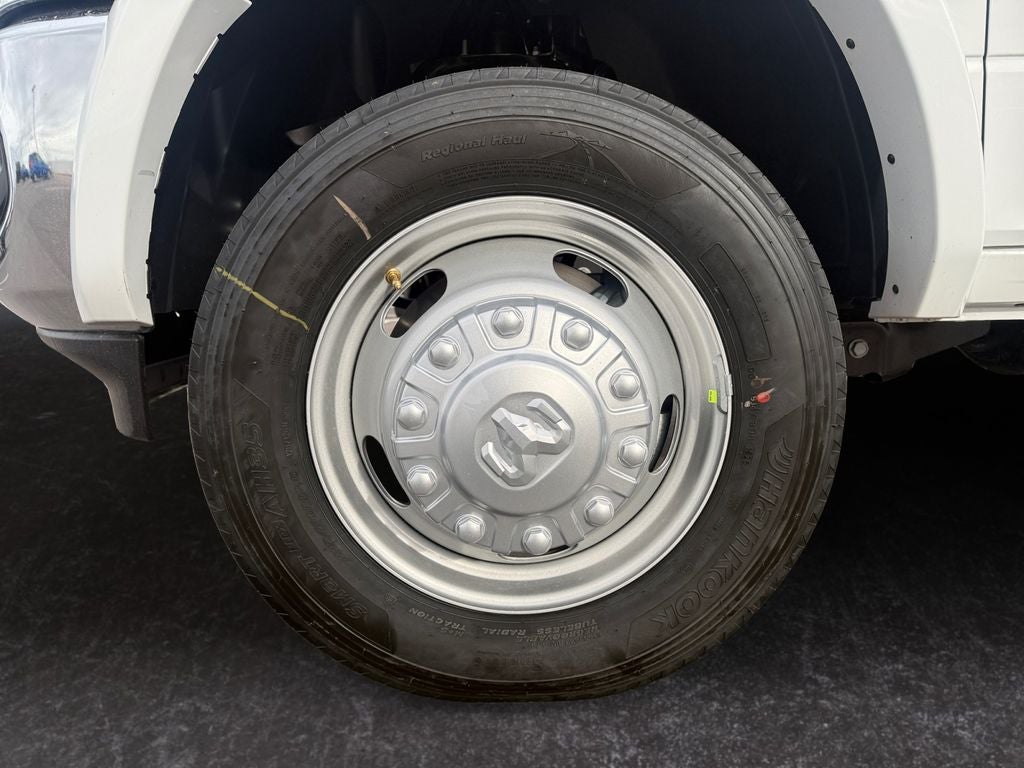 2026 RAM Ram 5500 Chassis Cab RAM 5500 BIG HORN CHASSIS CREW CAB 4X4 84' CA