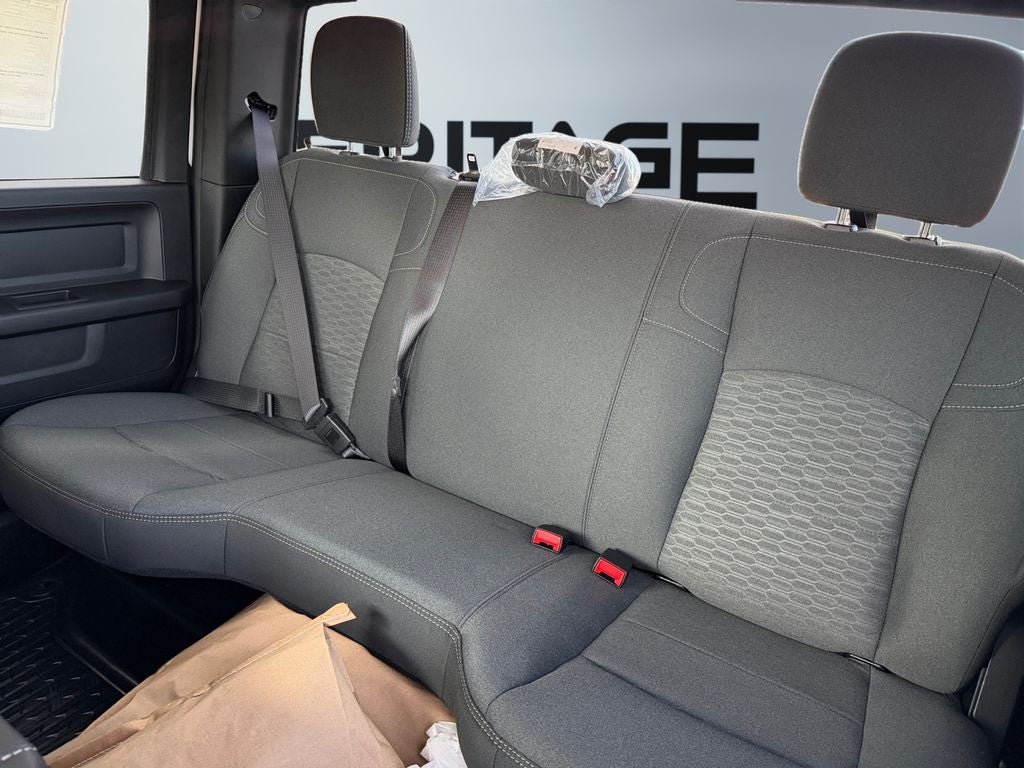 2026 RAM Ram 3500 Chassis Cab RAM 3500 TRADESMAN CREW CAB CHASSIS 4X4 60' CA