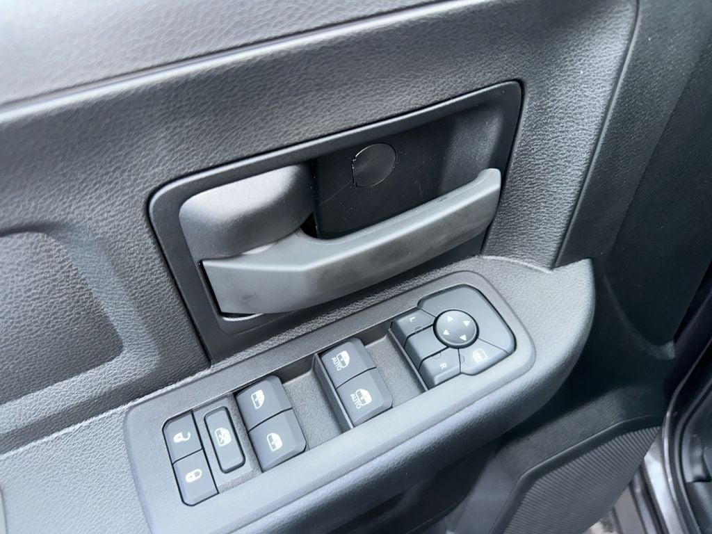 2026 RAM Ram 3500 Chassis Cab RAM 3500 TRADESMAN CREW CAB CHASSIS 4X4 60' CA