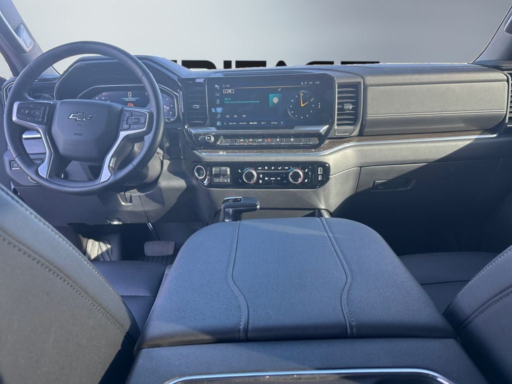 2024 Chevrolet Silverado 1500 4WD Crew Cab Short Bed LT Trail Boss