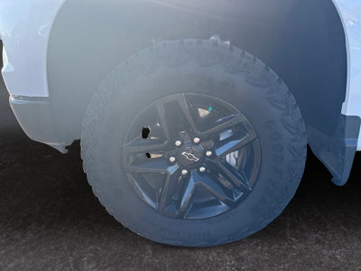 2024 Chevrolet Silverado 1500 4WD Crew Cab Short Bed LT Trail Boss