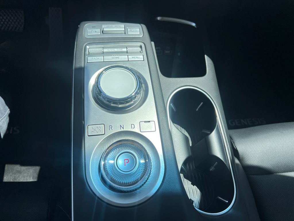 2025 Genesis GV70 2.5T