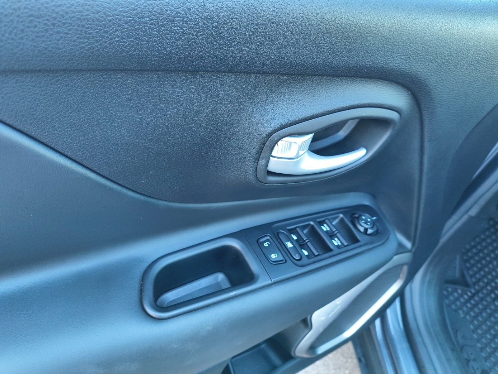 2023 Jeep Renegade Latitude 4x4