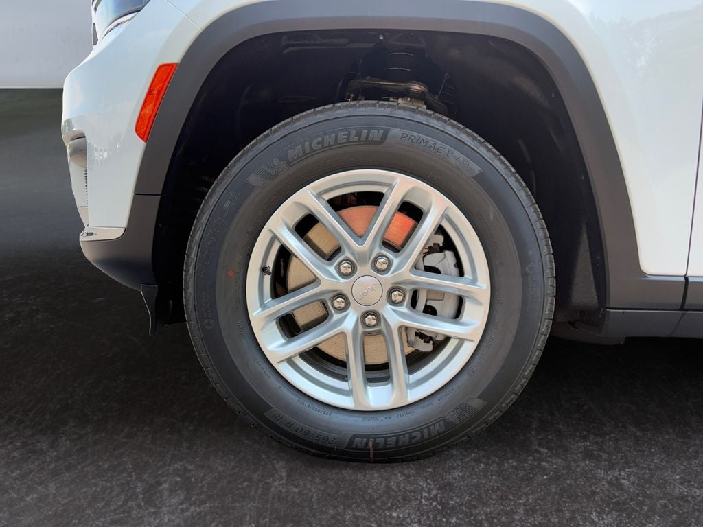 2026 Jeep Grand Cherokee GRAND CHEROKEE L LAREDO X 4X4
